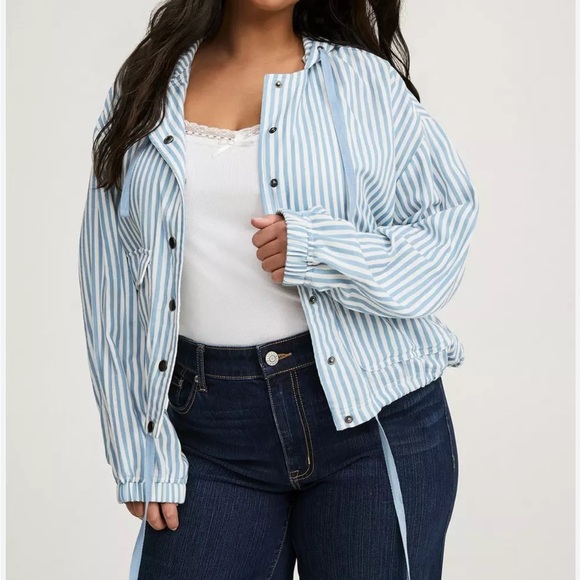 Torrid Blue and White Striped Snap Front Hooded Jacket Plus SIZE 0 (12) NWT - Picture 5 of 16